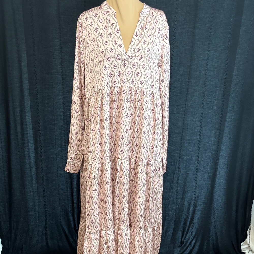 Elegant Long Sleeve Patterned Maxi Dress